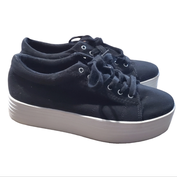 Forever 21 Black Canvas platform sneakers. Size 7 US. - Picture 2 of 9